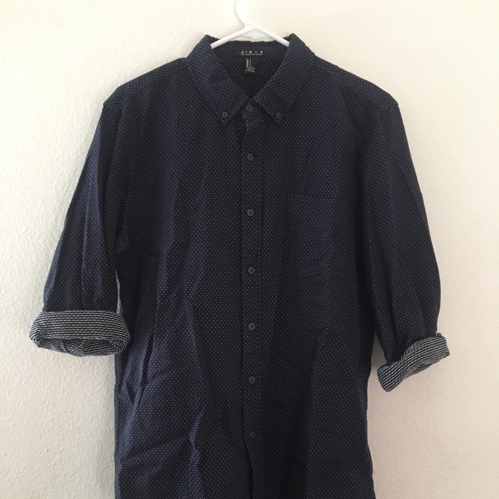 NAVY LONG SLEEVE BUTTON UP